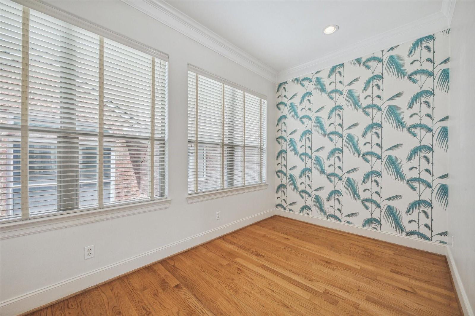 3 Bed Townhome for Rent in 77030 Near Texas Medical Center property image