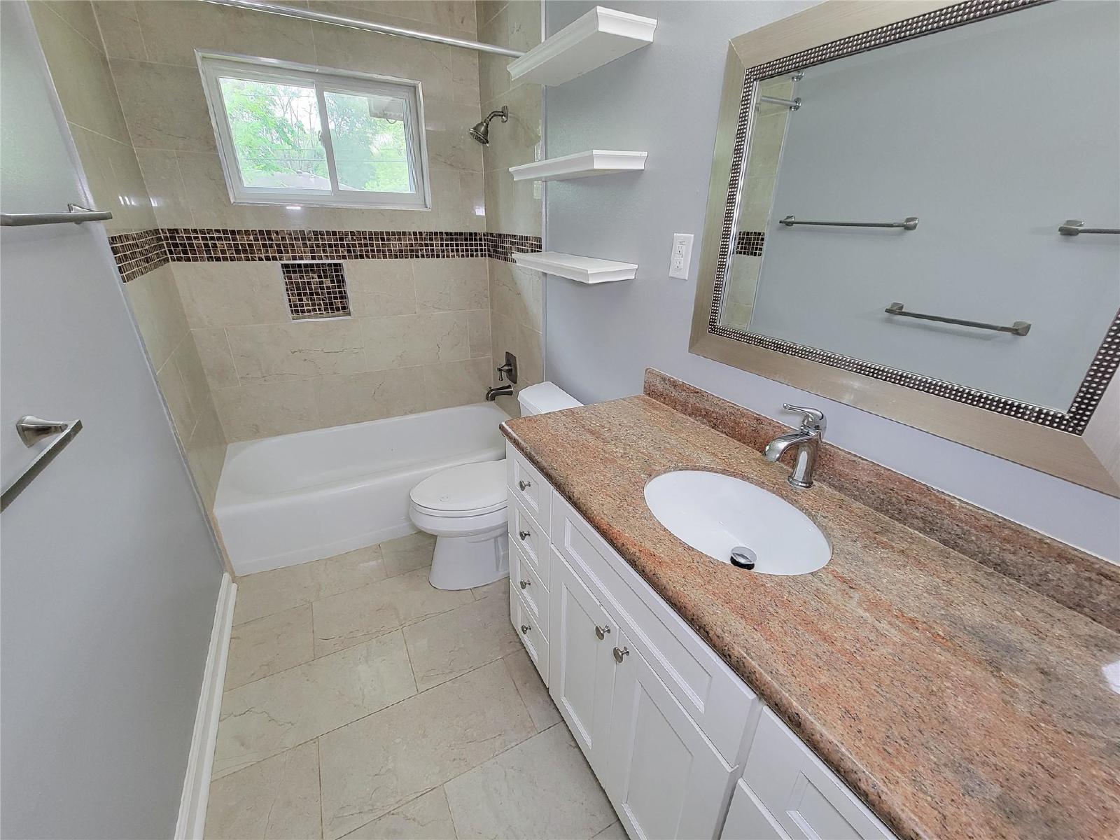 3 Bed Home for Rent in Westbury 77035 with Large Fenced Yard & Deck property image