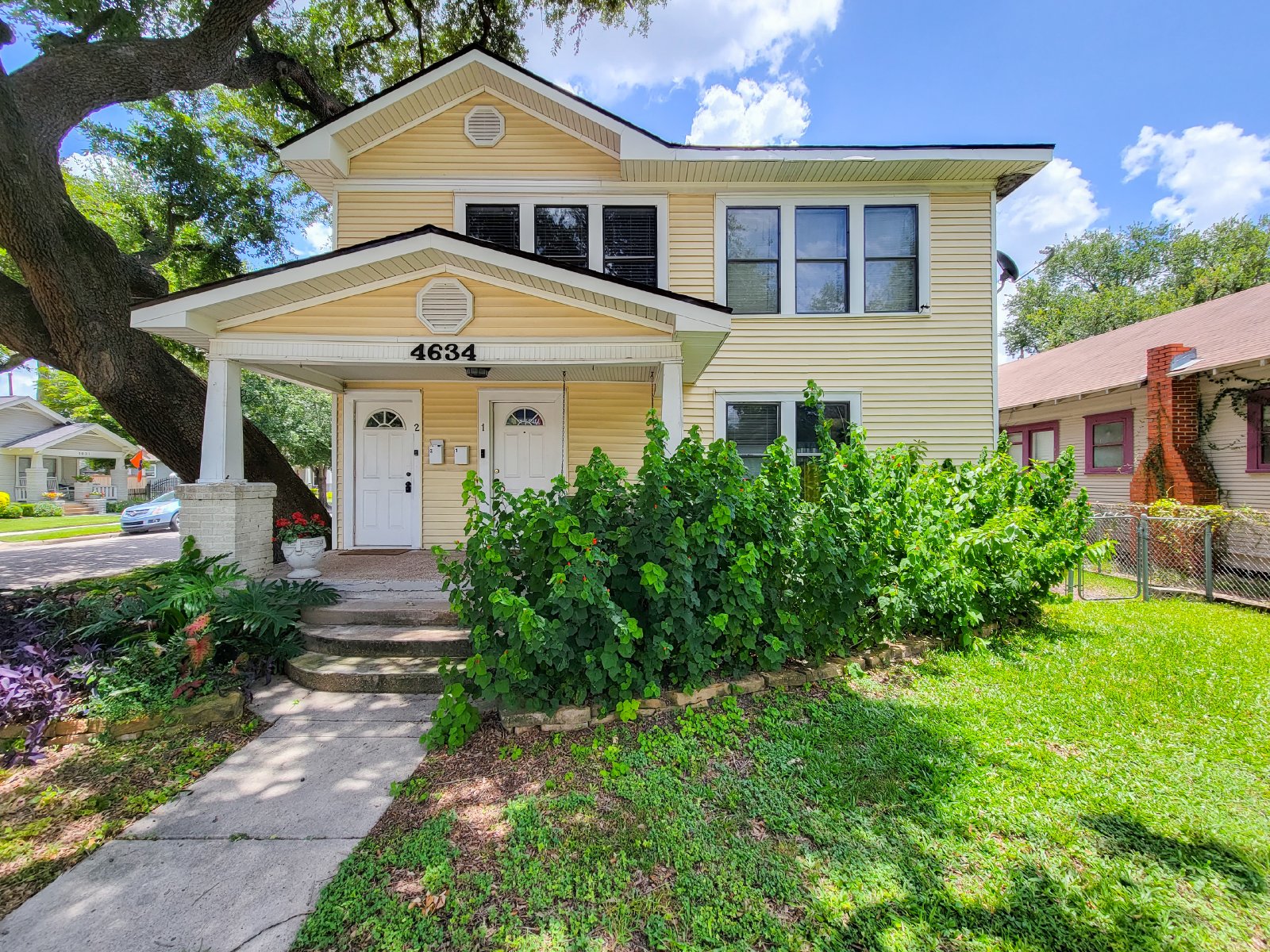 2 Bed Upper-Level Duplex for Rent in North Norhill, Houston TX 77009 property image