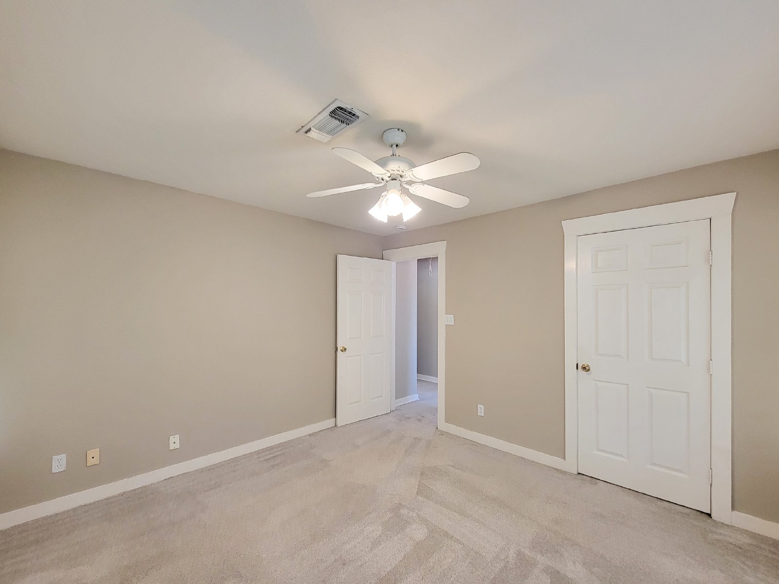 2 Bed Upper-Level Duplex for Rent in North Norhill, Houston TX 77009 property image