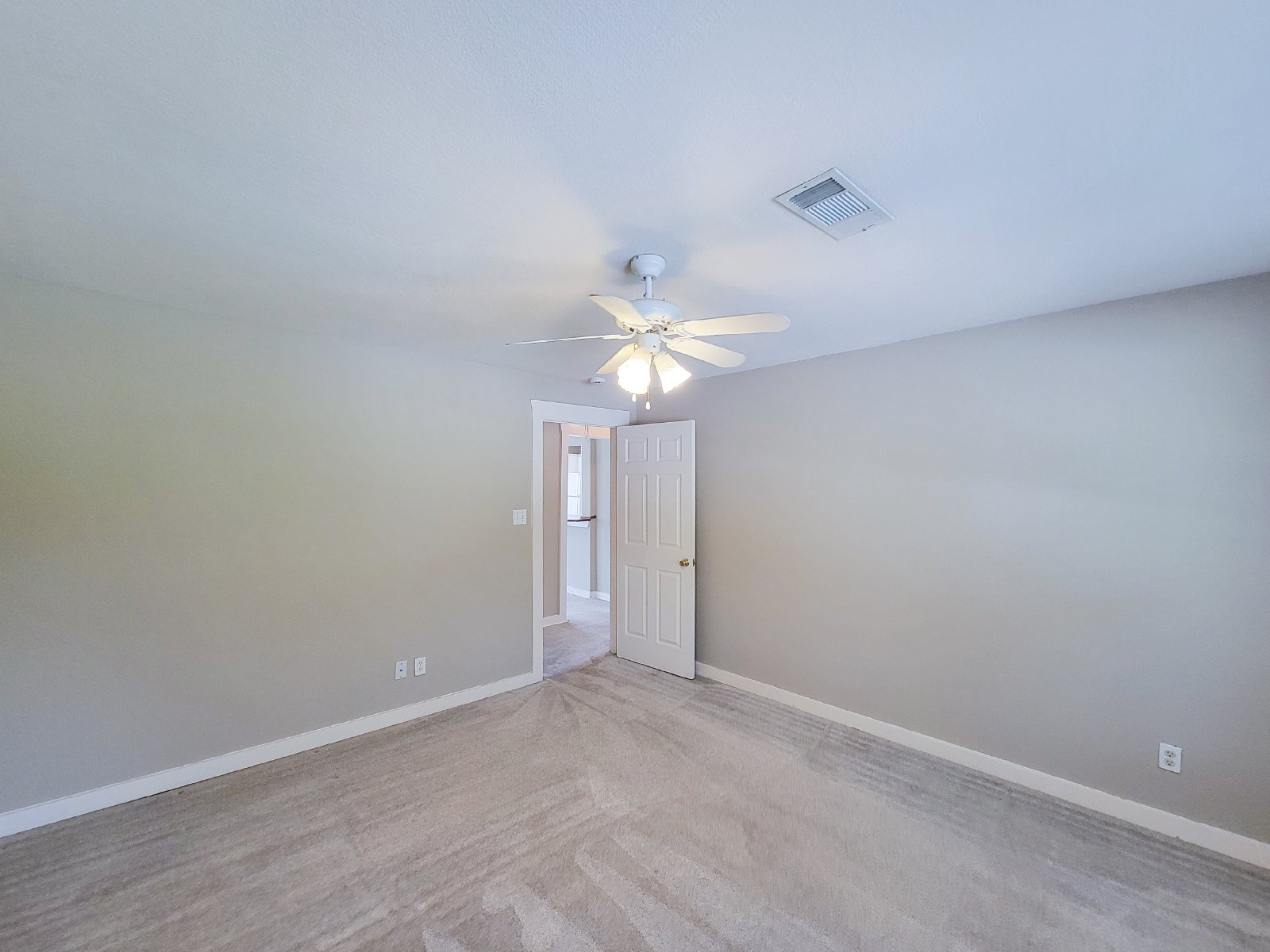 2 Bed Upper-Level Duplex for Rent in North Norhill, Houston TX 77009 property image