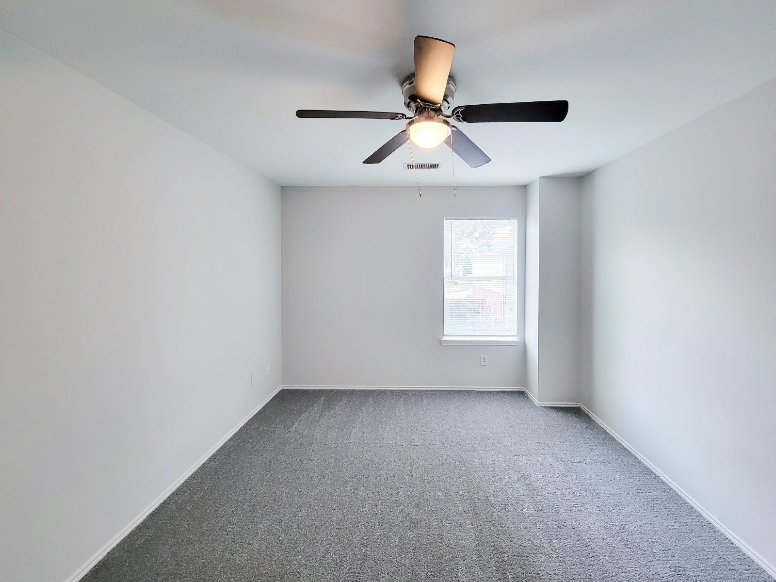 6 Bedroom Home for Rent in Katy TX 77449 | Westfield | 3.5 Baths | 2-Car Garage property image