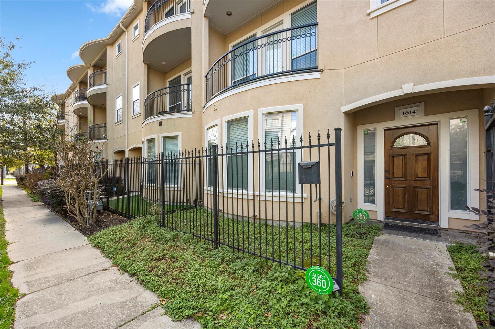 3-Story Townhome in Midtown – 3BR/3.5BA with Private Balconies property image
