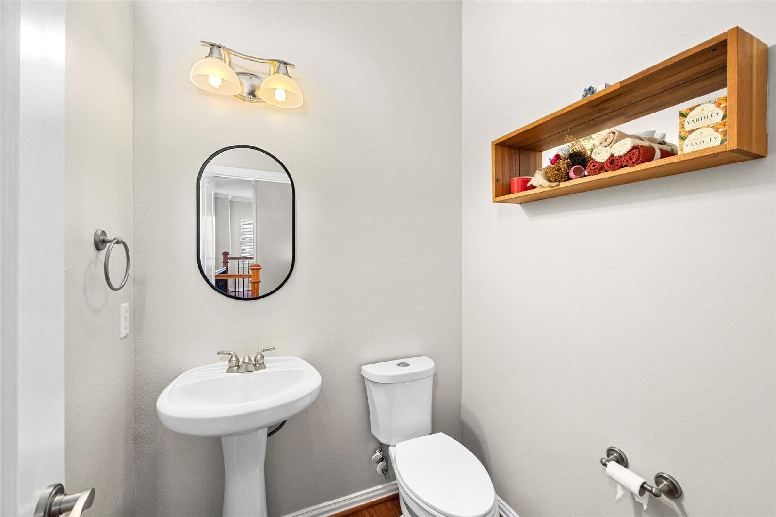 3-Story Townhome in Midtown – 3BR/3.5BA with Private Balconies property image