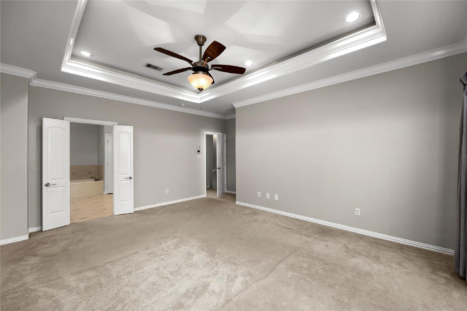3-Story Townhome in Midtown – 3BR/3.5BA with Private Balconies property image