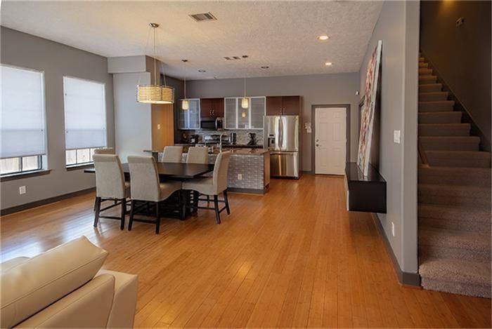 3 Bed Townhome in 77003 Near Minute Maid Park + First-Floor Living property image