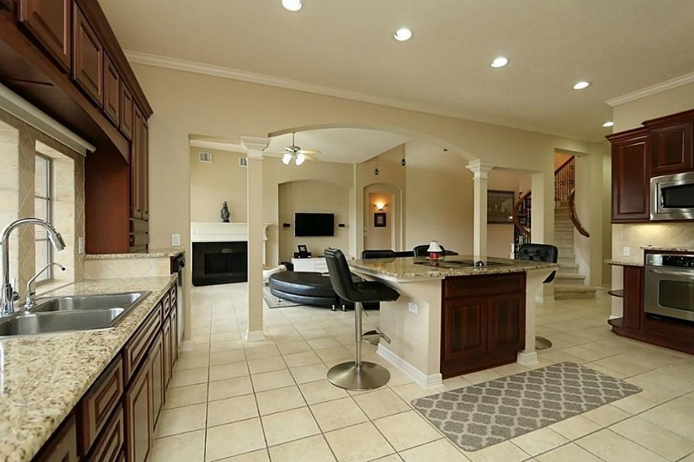 5 Bed Single-Family Home for Rent in Grand Lakes, Katy 77494 with Lake Views & Pool property image