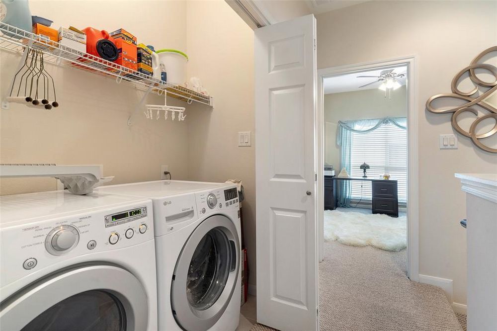 This Condo is The Perfect Blend of Comfort, Convenience & Luxury! property image