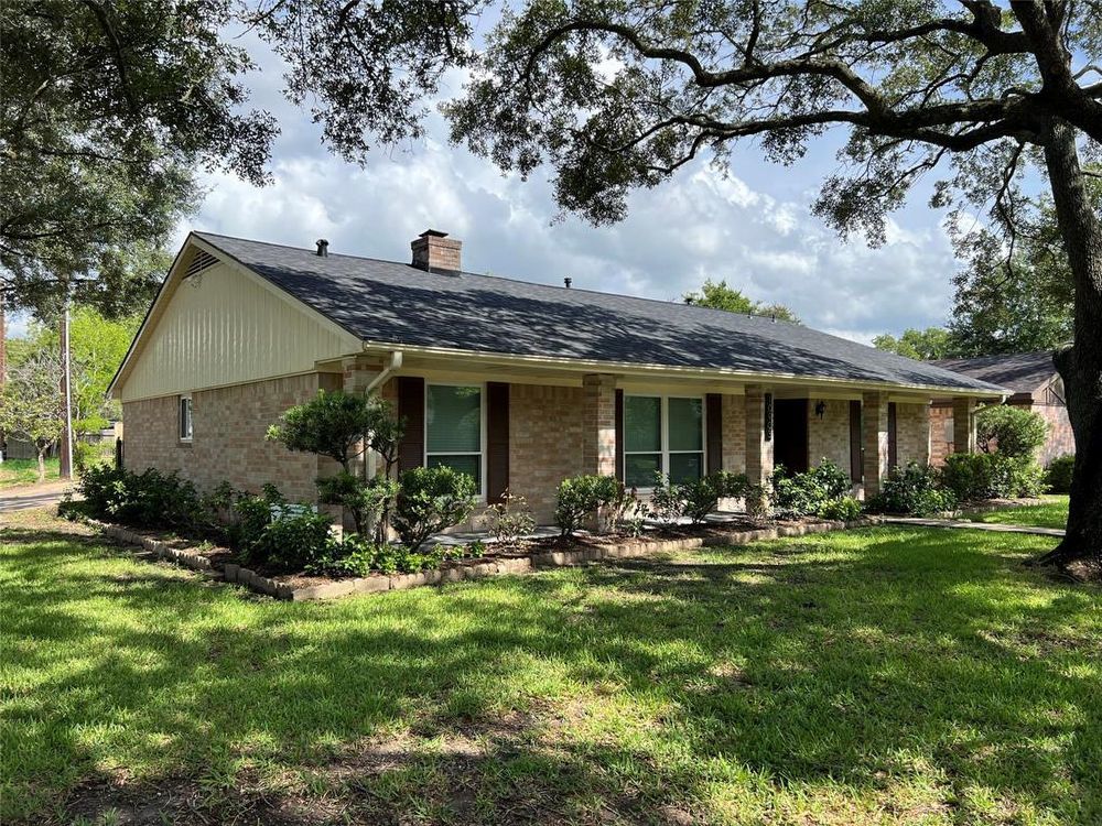 3 Bedroom Home for Rent in Houston 77096 | Updated Home with Large Backyard property image