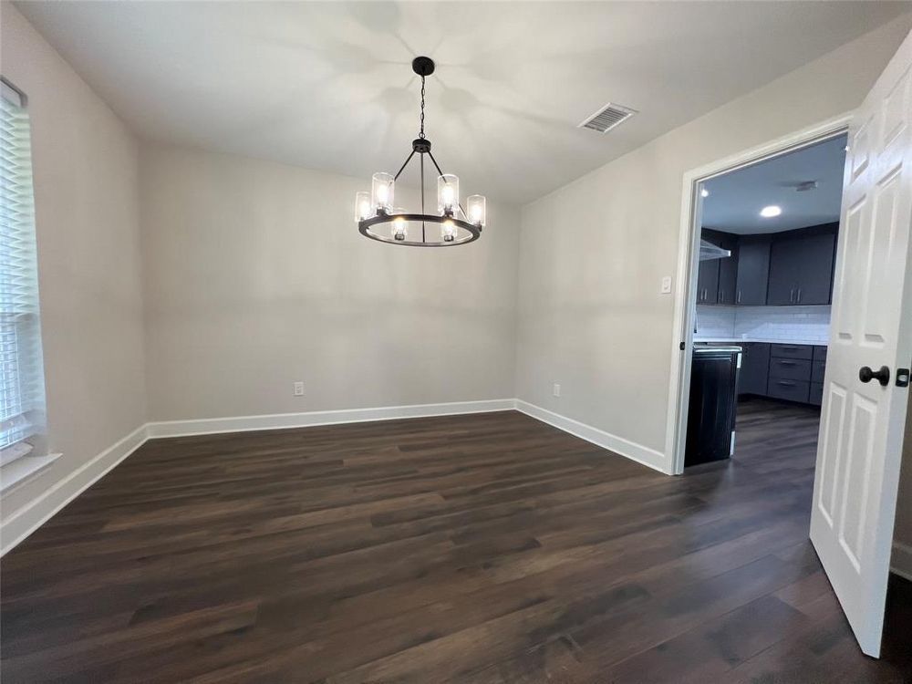 3 Bedroom Home for Rent in Houston 77096 | Updated Home with Large Backyard property image