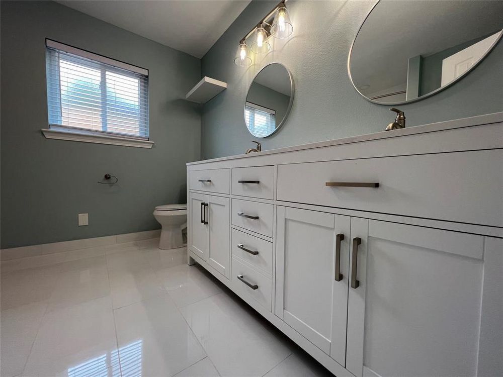 3 Bedroom Home for Rent in Houston 77096 | Updated Home with Large Backyard property image