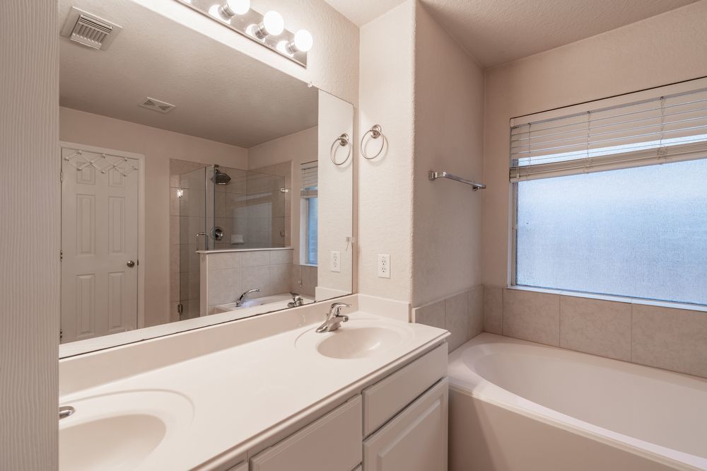 Charming 3-Bedroom Home in the Heart of Houston! property image