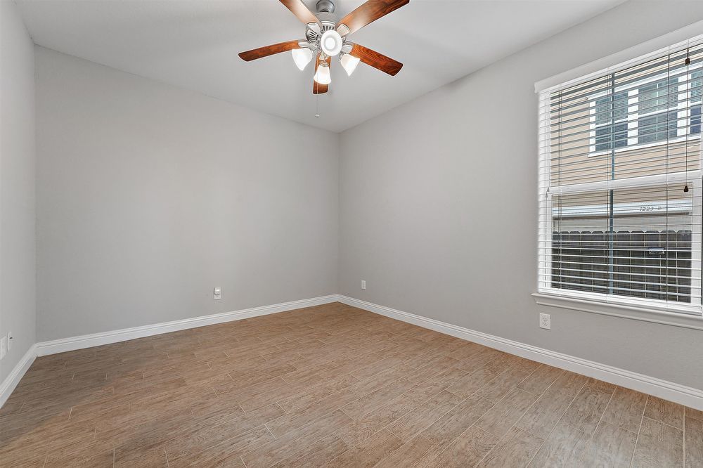 3 Bed Free-Standing Home in Houston 77008 Near Heights property image