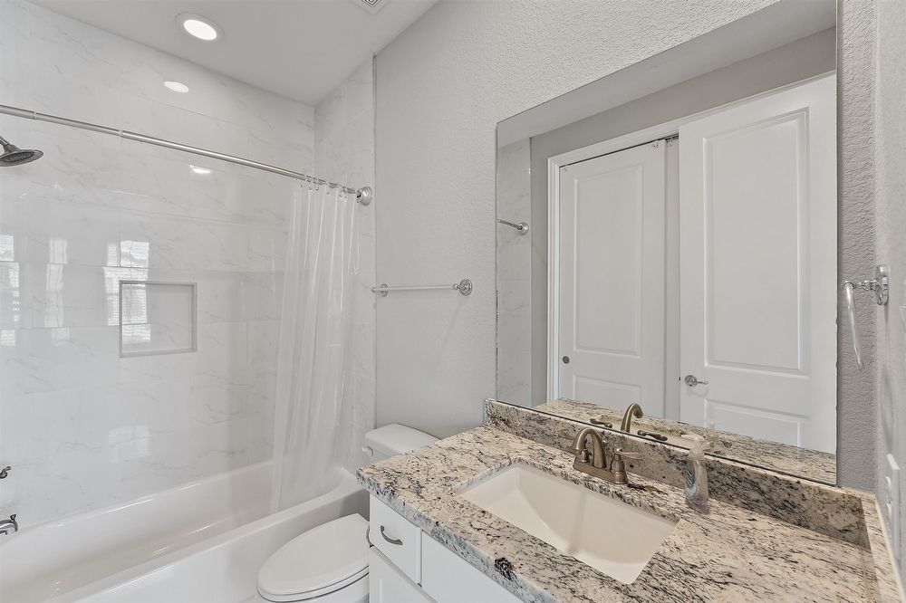 3 Bed Free-Standing Home in Houston 77008 Near Heights property image
