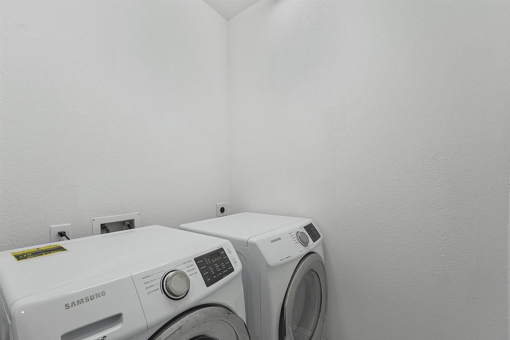 3 Bed Free-Standing Home in Houston 77008 Near Heights property image