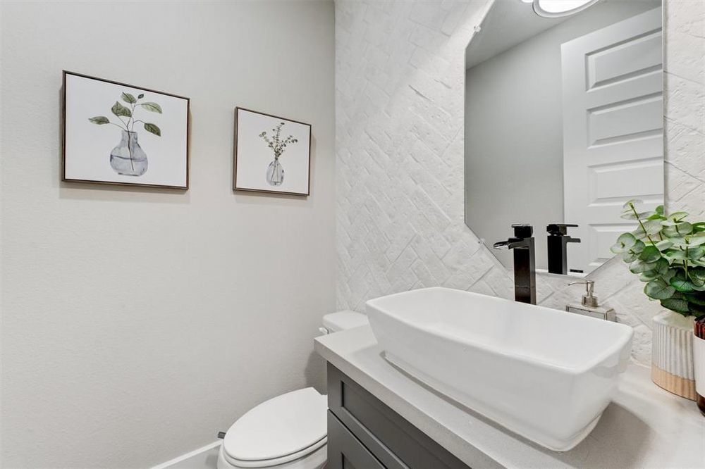 Welcome to Your Dream Home in The Vibrant Community of Elyson! property image