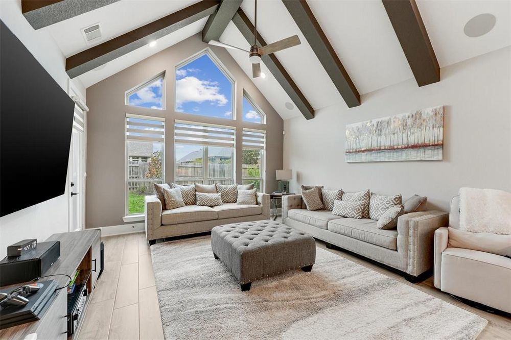 Welcome to Your Dream Home in The Vibrant Community of Elyson! property image