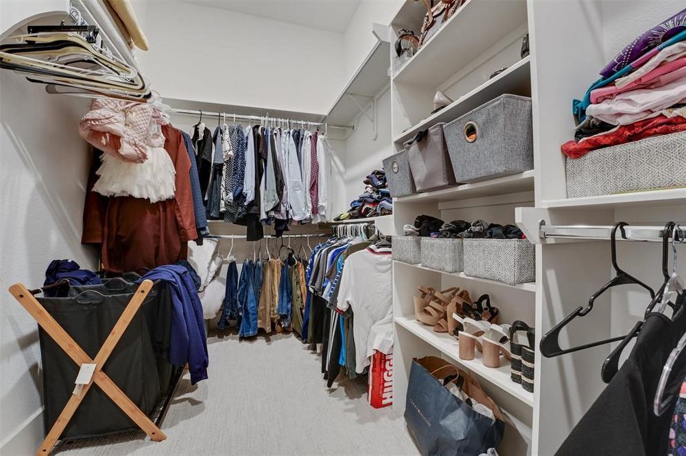 Welcome to Your Dream Home in The Vibrant Community of Elyson! property image