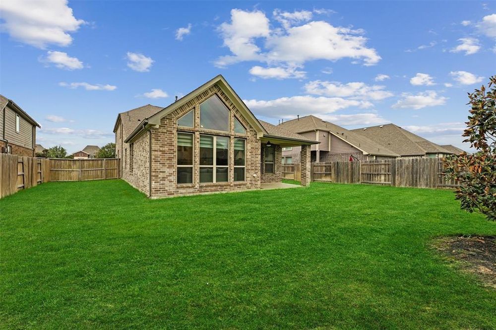 Welcome to Your Dream Home in The Vibrant Community of Elyson! property image