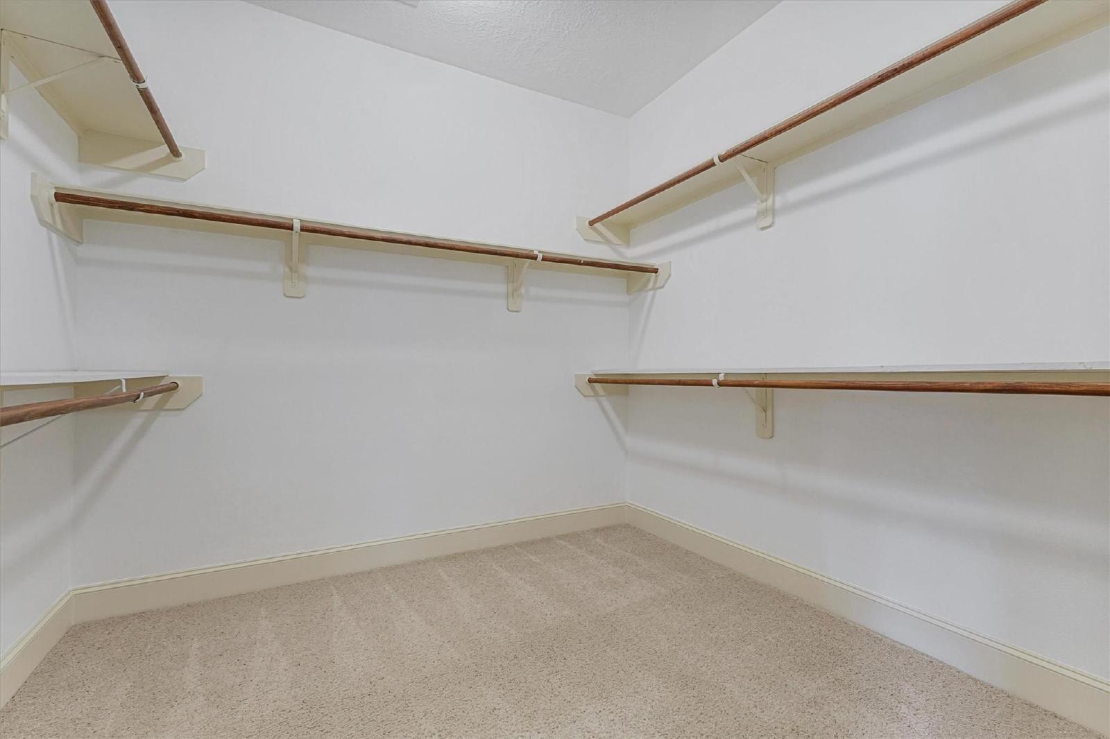 3 Bed Townhouse in 77006 Near Hyde Park property image