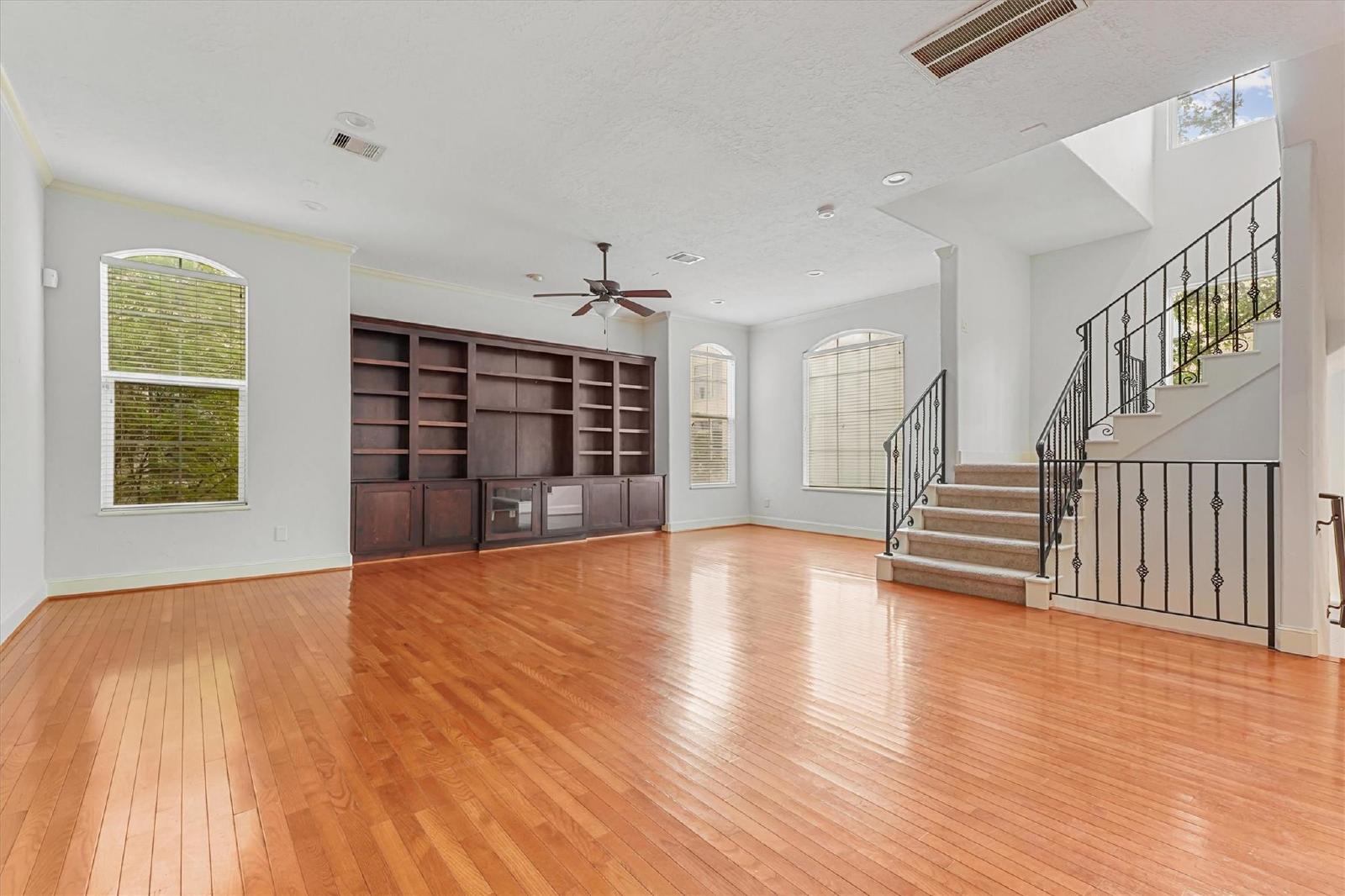 3 Bed Townhouse in 77006 Near Hyde Park property image